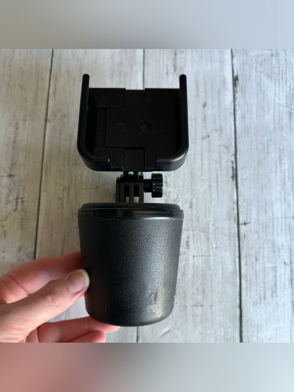 PREOWNED WEATHERTECH WEATHER TECH CUPFONE PHONE HOLDER BLACK